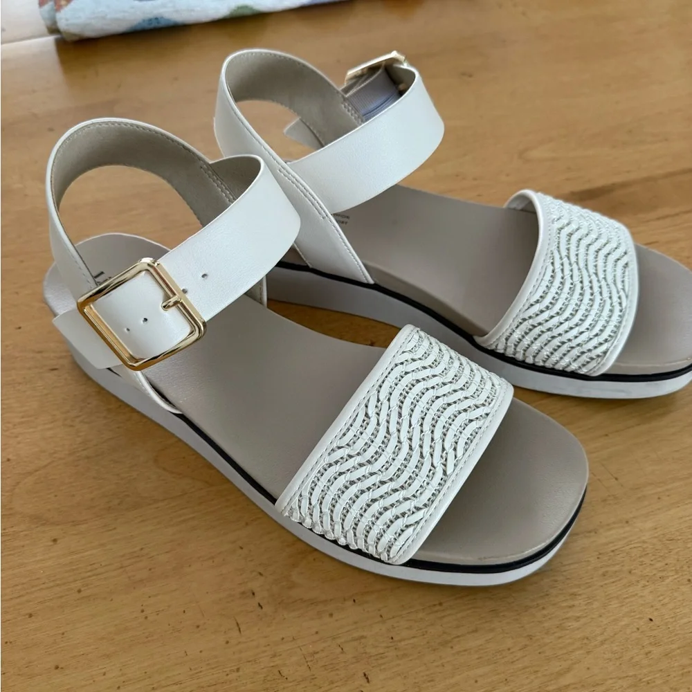 Life Stride White Sandals with Gold Buckle - Picture 1 of 5